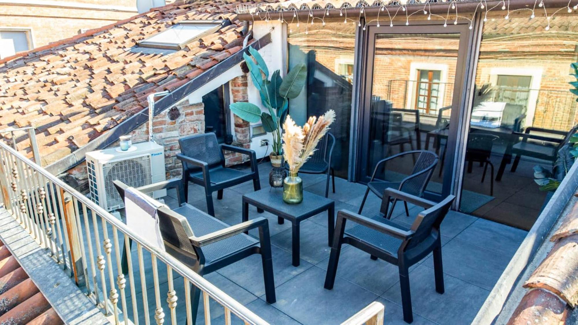 Centro Storico-Dimora Con Terrazza- Wi-Fi E Ac Apartman Asti Kültér fotó