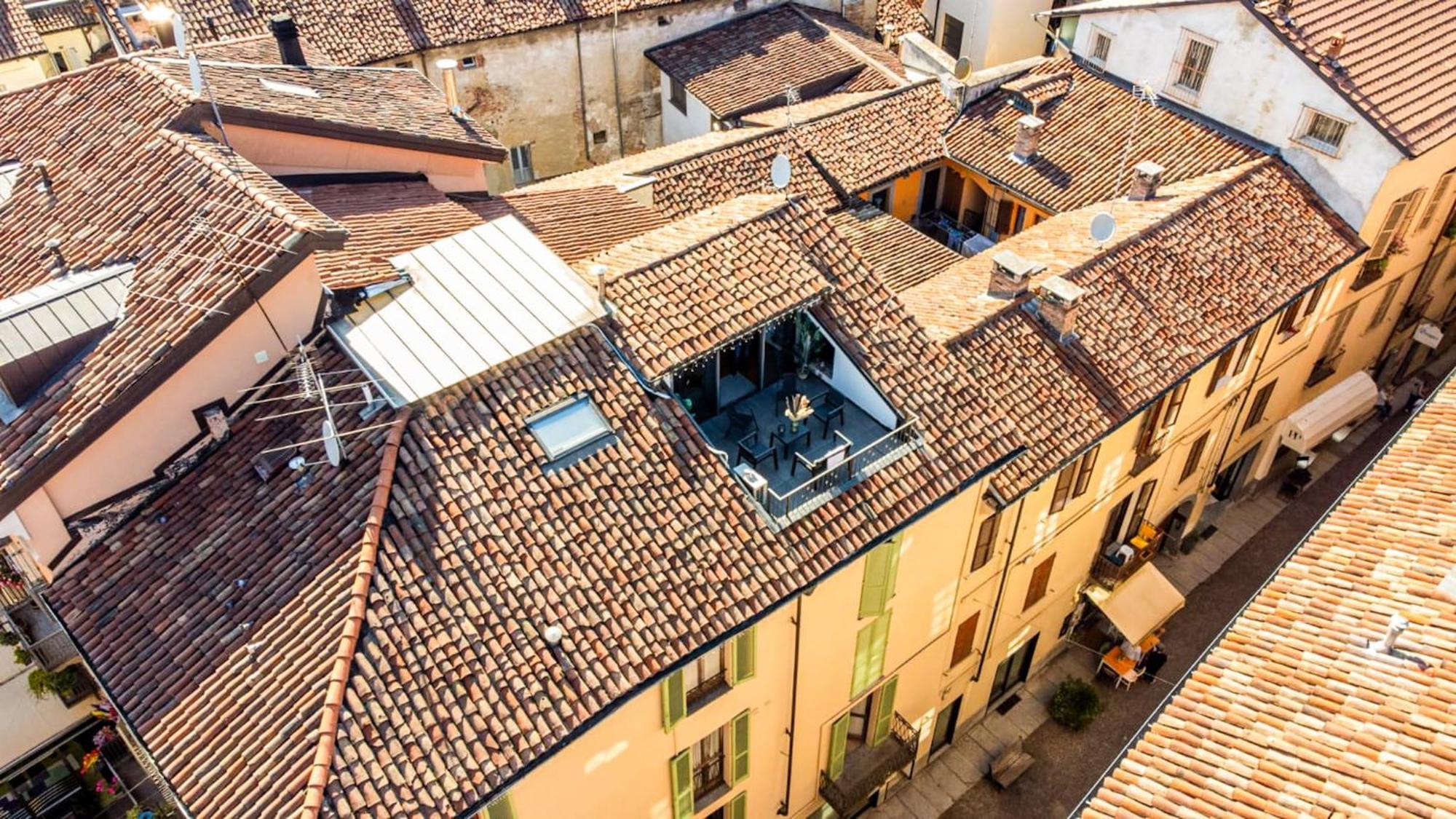 Centro Storico-Dimora Con Terrazza- Wi-Fi E Ac Apartman Asti Kültér fotó