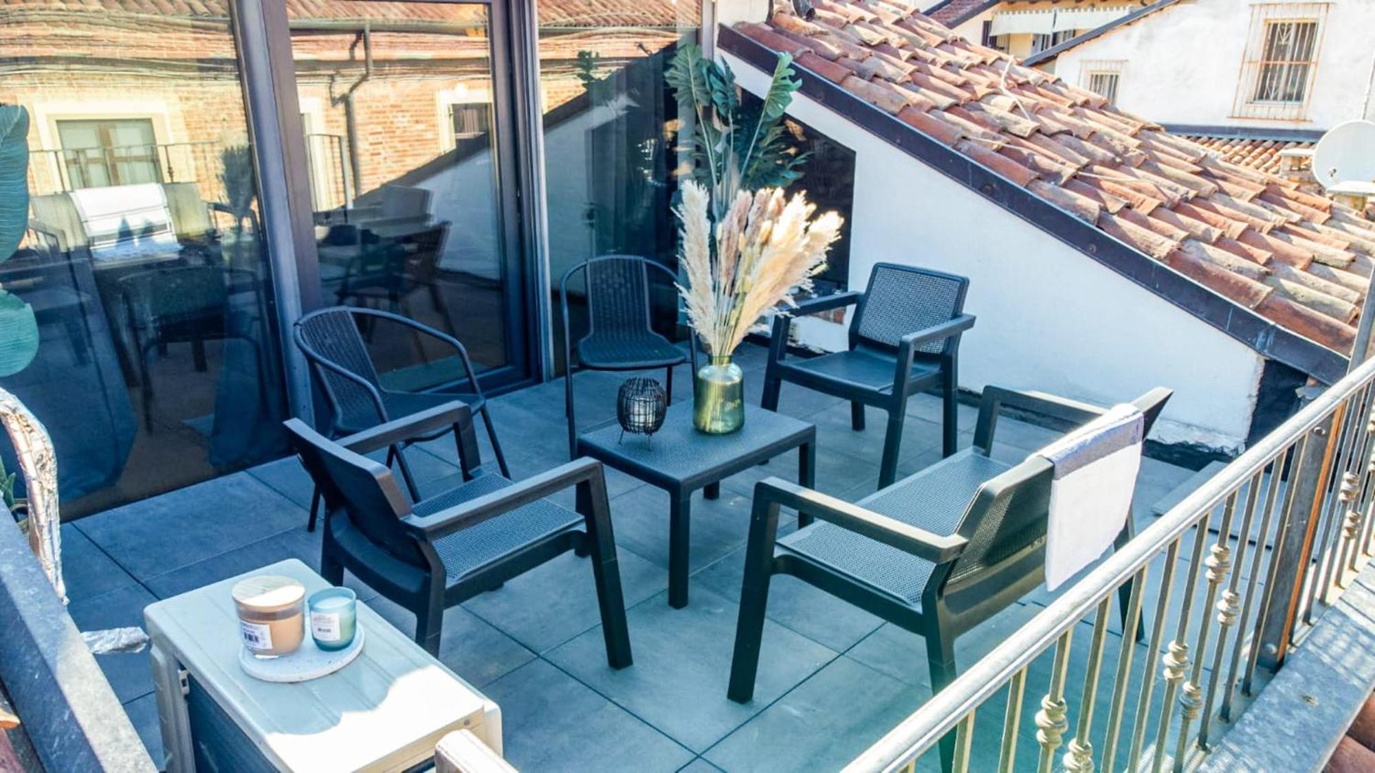 Centro Storico-Dimora Con Terrazza- Wi-Fi E Ac Apartman Asti Kültér fotó