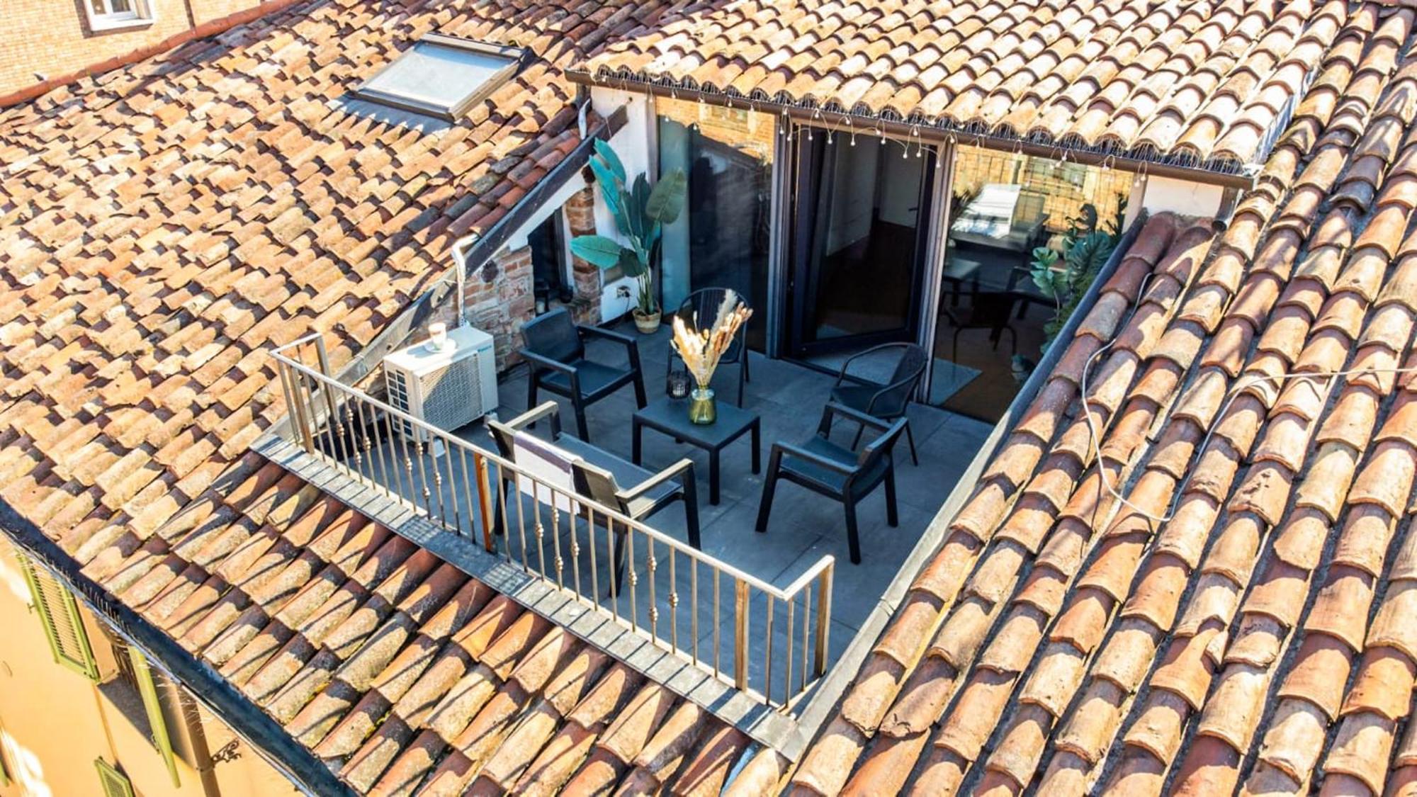 Centro Storico-Dimora Con Terrazza- Wi-Fi E Ac Apartman Asti Kültér fotó